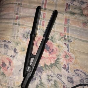 bio ionic one pass straightener